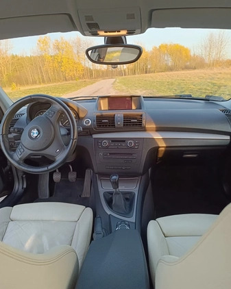 BMW Seria 1 cena 29990 przebieg: 133500, rok produkcji 2011 z Warszawa małe 92